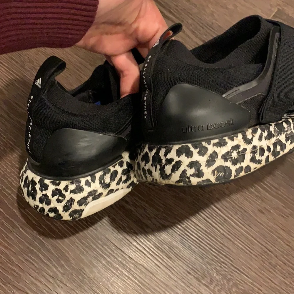 ✔️Sold✔️🏃♀️Adidas by Stella McCartney black ultra boost leopard print size 6 - Picture 5 of 11